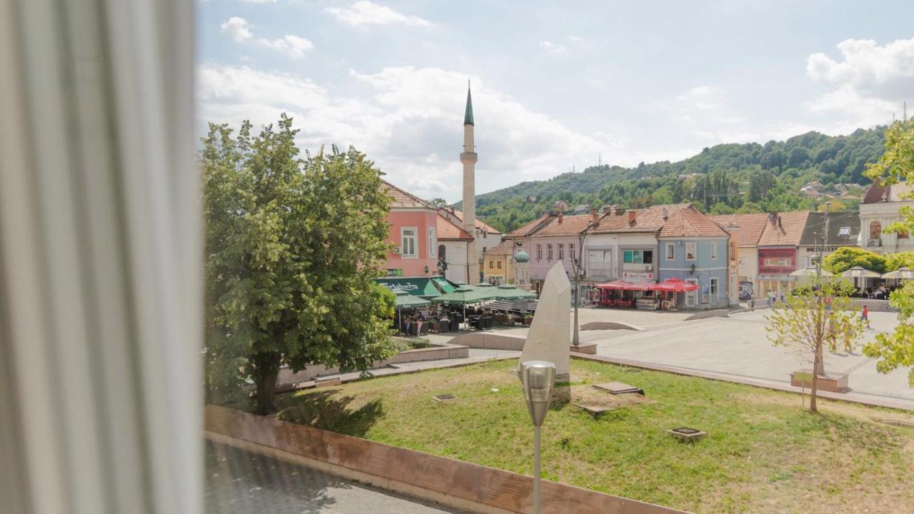 Fontana Apartmani Free Parking Tuzla Luaran gambar