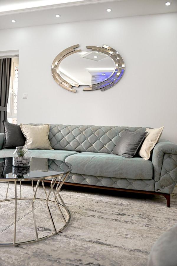 Fontana Apartmani Free Parking Tuzla Luaran gambar
